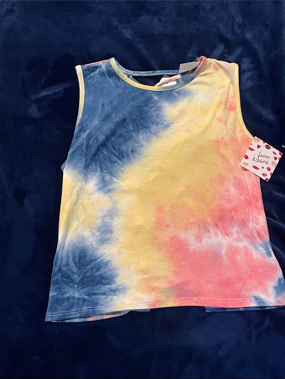 WOMENS FREE KISS FACTORY CONNECTION TANK SIZE MEDIUM